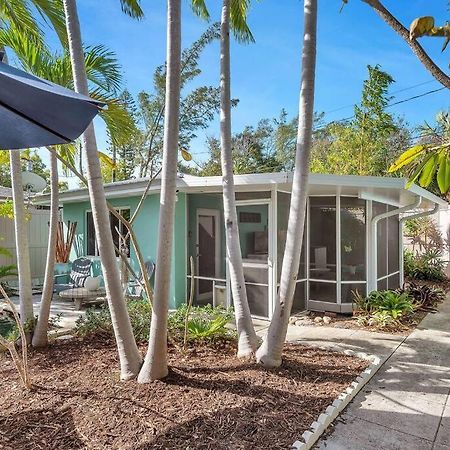Charming Studio W Pool One Mile To Beach Pets Welcome Lake Worth Beach Kültér fotó