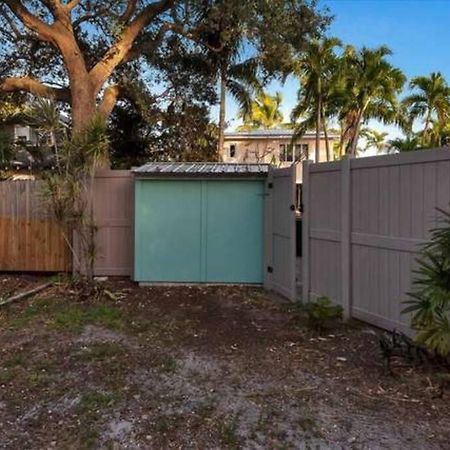 Charming Studio W Pool One Mile To Beach Pets Welcome Lake Worth Beach Kültér fotó
