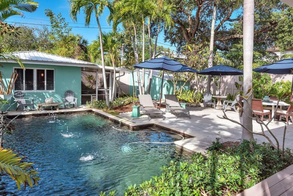 Charming Studio W Pool One Mile To Beach Pets Welcome Lake Worth Beach Kültér fotó